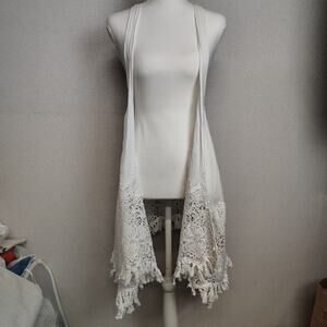 Southern Stitch S M White Lace Duster Vest Tassel Fringe Boho Western Rayon